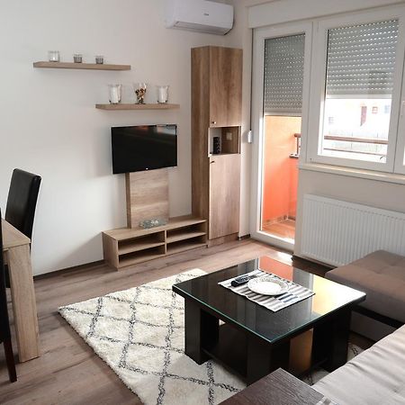 Apartamento "Sonja Apartman" Jagodina Exterior foto